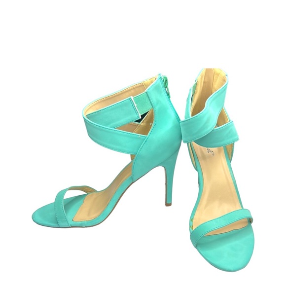 Ladies dress style light green dress shoes - Picture 3 of 7